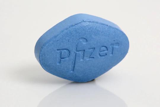买“蓝色小药丸”突然就理直气壮了：我可是为了预防阿尔茨海默病！